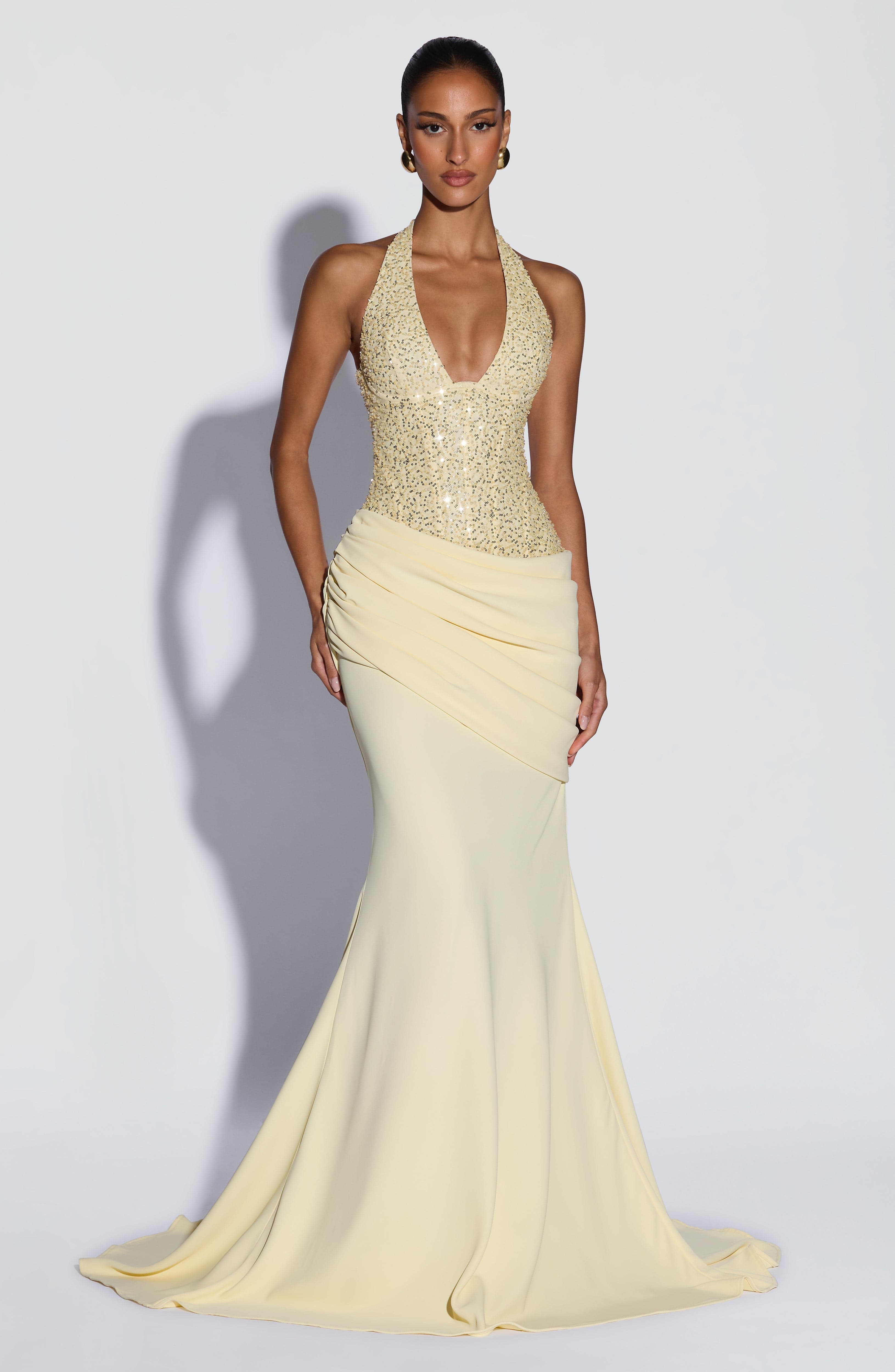 Gaun Maxi Halter V Sequin Mewa - Female Formal Wear ulasan dan harga